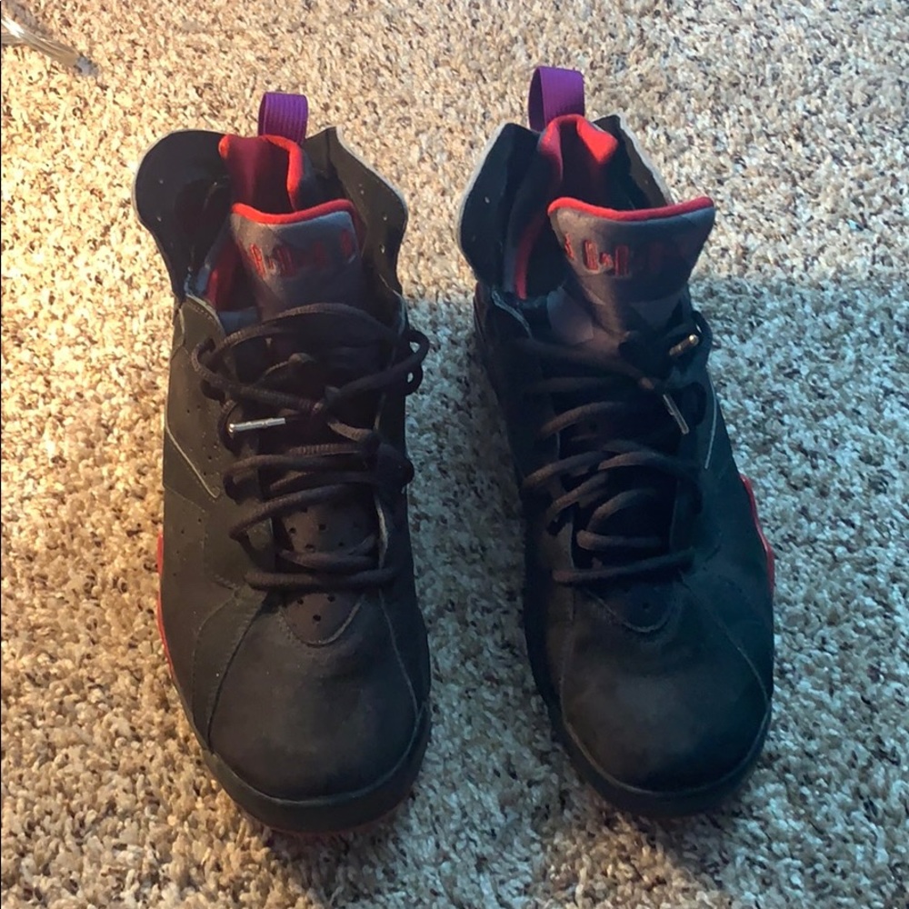 Jordan shoes, black and red color way